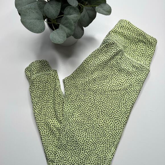 CALIA by Carrie Underwood | Green Confetti Dot Energize Crossover Hem Leggings - Picture 3 of 5